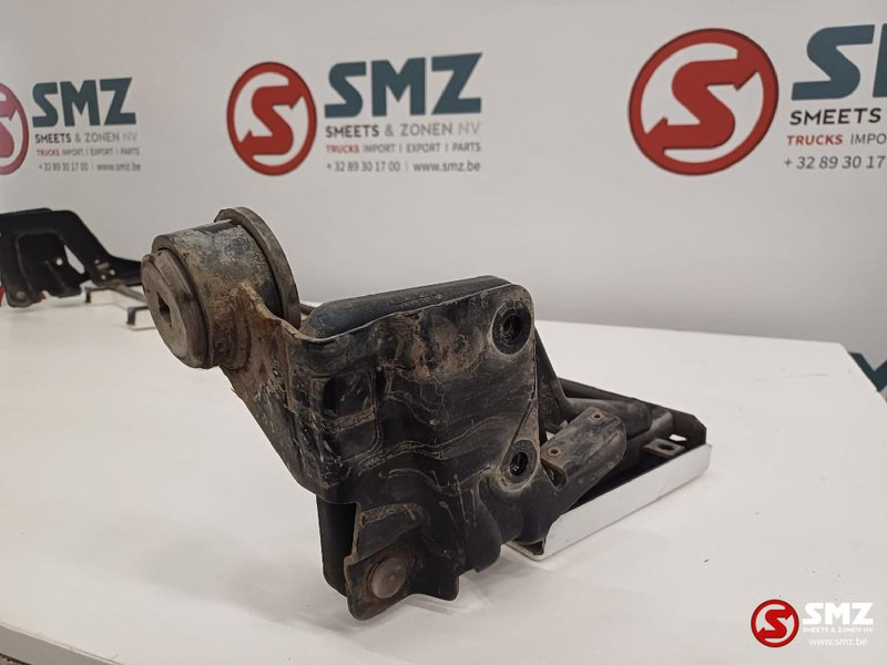 Volvo Occ voorgrille + scharnieren Volvo - Calandre pour Camion: photos 4 Volvo Occ voorgrille + scharnieren Volvo - Calandre pour Camion: photos 4