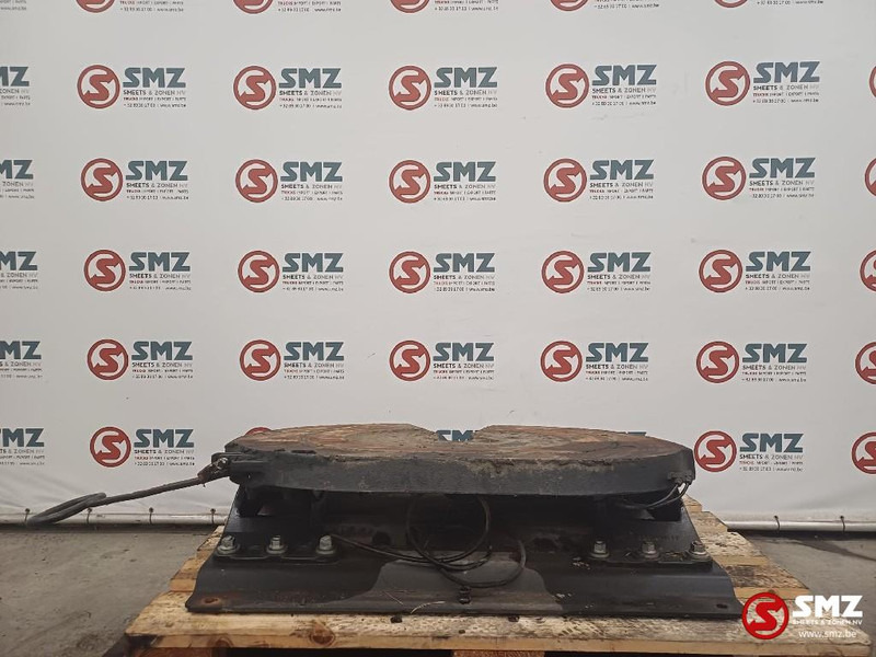 Jost Occ koppelschotel + montageplaat JOST JSK37C - Sellette d'attelage pour Camion: photos 2 Jost Occ koppelschotel + montageplaat JOST JSK37C - Sellette d'attelage pour Camion: photos 2