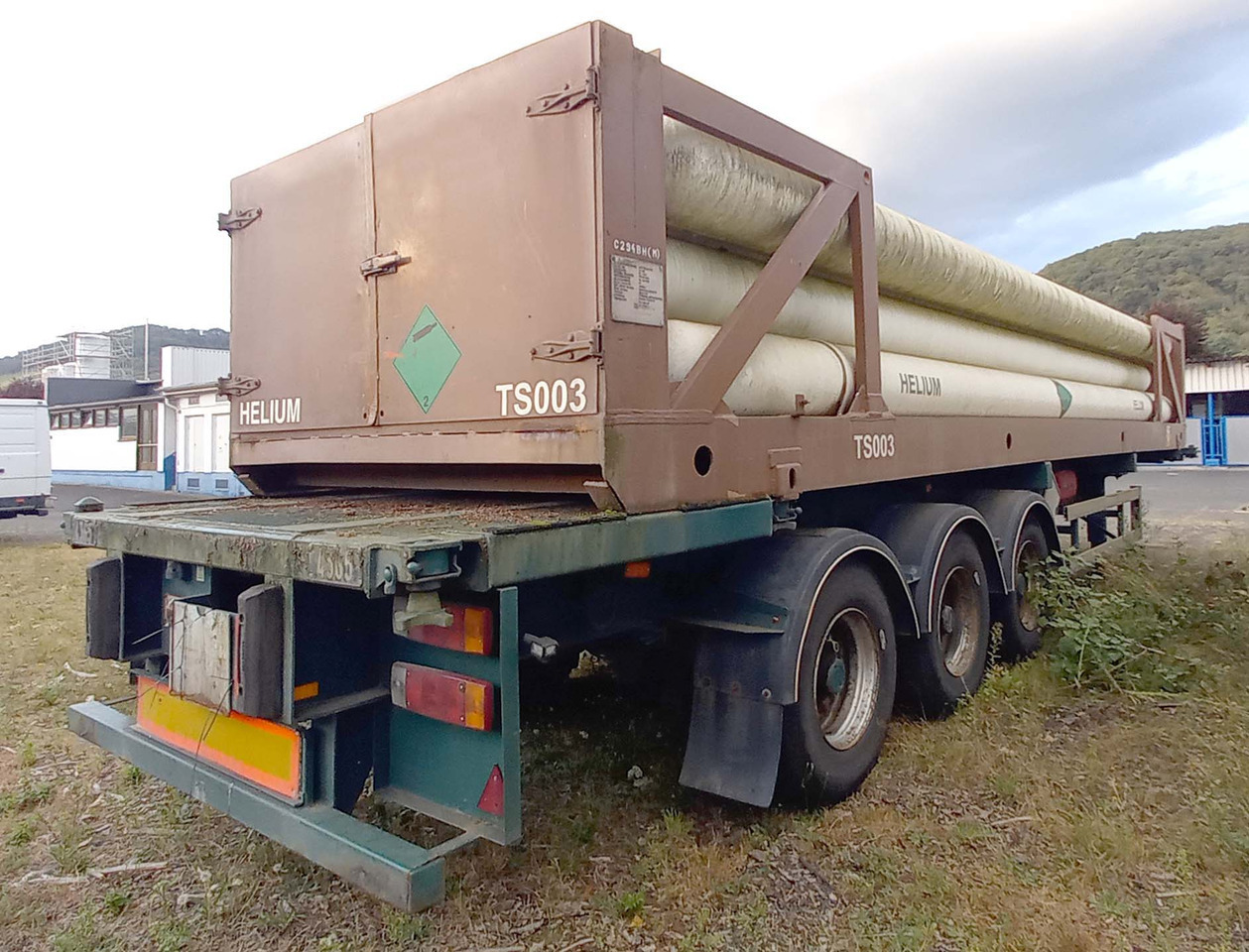 FRUEHAUF Gas tank tube semi-trailer used for compressed helium, hydrogen, Wasserstoff - Semi-remorque citerne: photos 3 FRUEHAUF Gas tank tube semi-trailer used for compressed helium, hydrogen, Wasserstoff - Semi-remorque citerne: photos 3