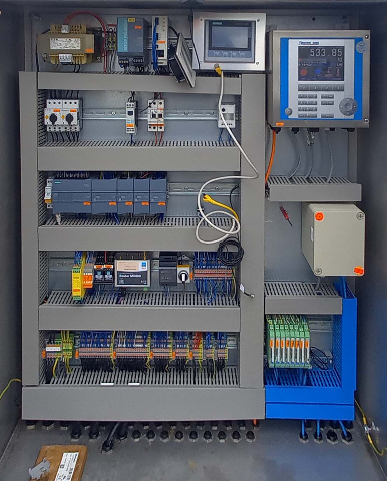 Semi-remorque citerne Schwingenschlögel Gas tank semi-trailer used for LNG/CNG mobile filling station Methan Gas Cryogenic: photos 10 Semi-remorque citerne Schwingenschlögel Gas tank semi-trailer used for LNG/CNG mobile filling station Methan Gas Cryogenic: photos 10