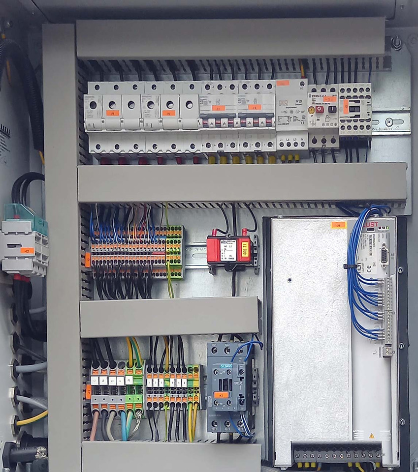 Semi-remorque citerne Schwingenschlögel Gas tank semi-trailer used for LNG/CNG mobile filling station Methan Gas Cryogenic: photos 11 Semi-remorque citerne Schwingenschlögel Gas tank semi-trailer used for LNG/CNG mobile filling station Methan Gas Cryogenic: photos 11