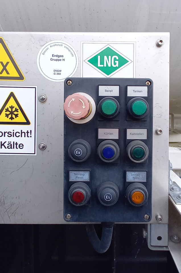 Semi-remorque citerne Schwingenschlögel Gas tank semi-trailer used for LNG/CNG mobile filling station Methan Gas Cryogenic: photos 7 Semi-remorque citerne Schwingenschlögel Gas tank semi-trailer used for LNG/CNG mobile filling station Methan Gas Cryogenic: photos 7
