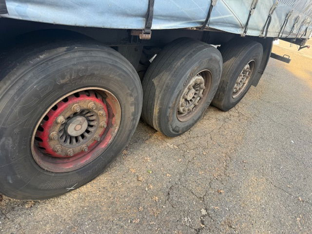 Pacton Saf Schijfremmen - Semi-remorque rideaux coulissants: photos 5 Pacton Saf Schijfremmen - Semi-remorque rideaux coulissants: photos 5