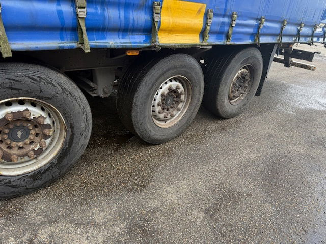 Schmitz Cargobull Schuifzeil - Semi-remorque rideaux coulissants: photos 5 Schmitz Cargobull Schuifzeil - Semi-remorque rideaux coulissants: photos 5