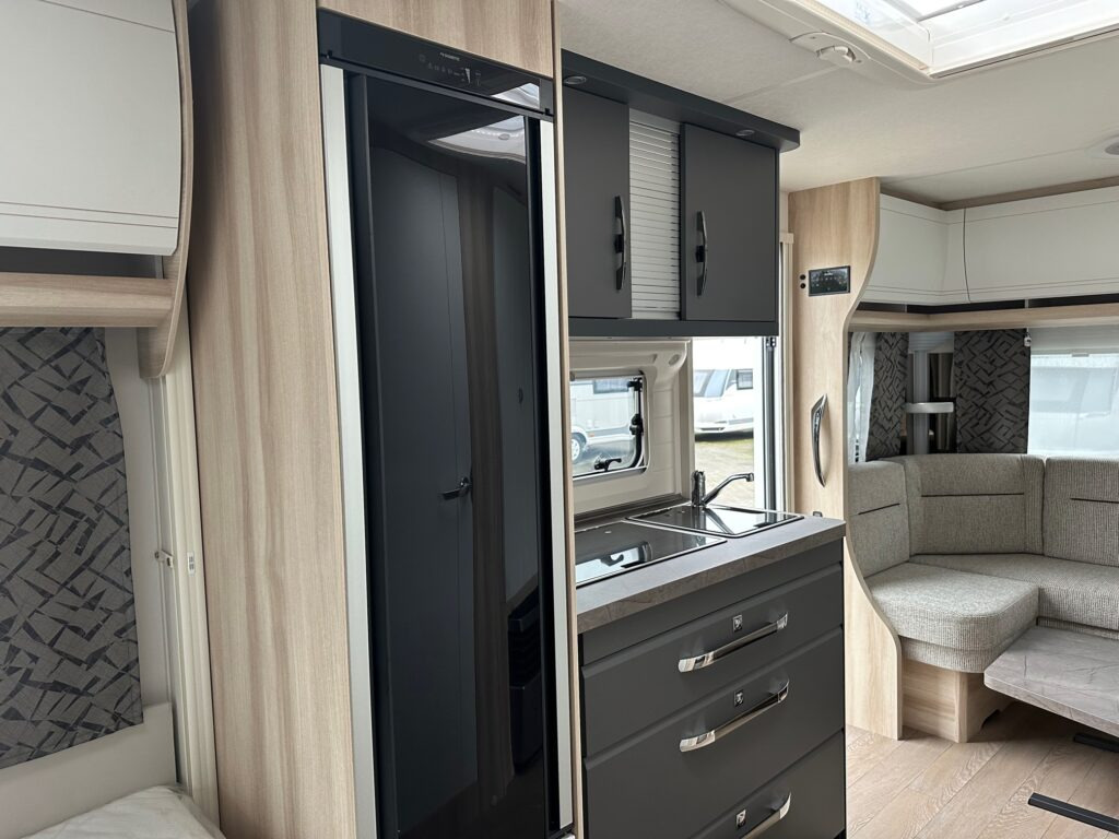Caravane neuf DE LUXE 495 UL 2024: photos 8