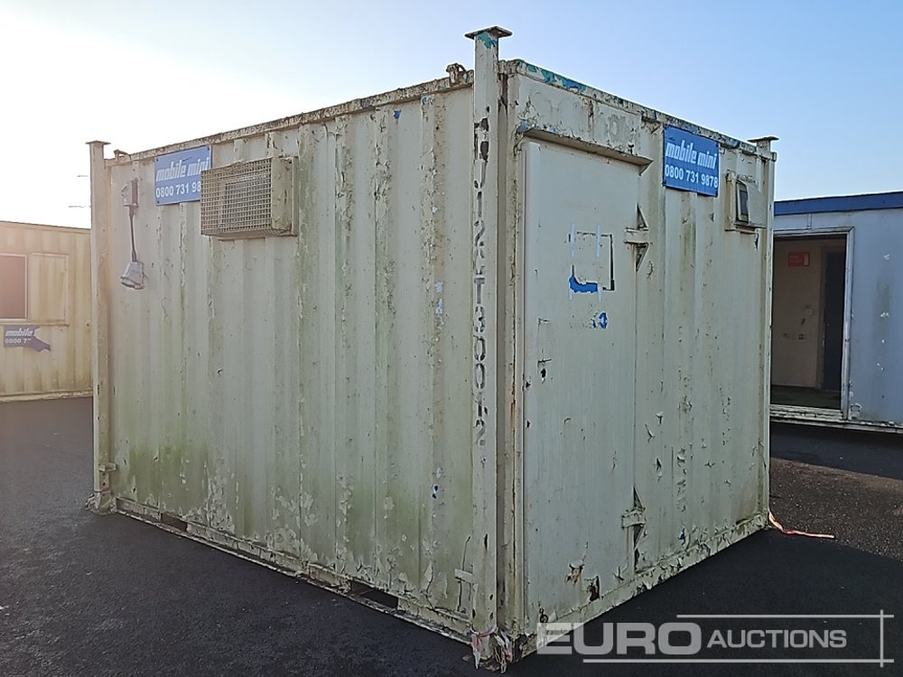 12' x 9' Containerised Toilet Unit (Canmot Be Reconsigned) - Conteneur maritime: photos 3 12' x 9' Containerised Toilet Unit (Canmot Be Reconsigned) - Conteneur maritime: photos 3