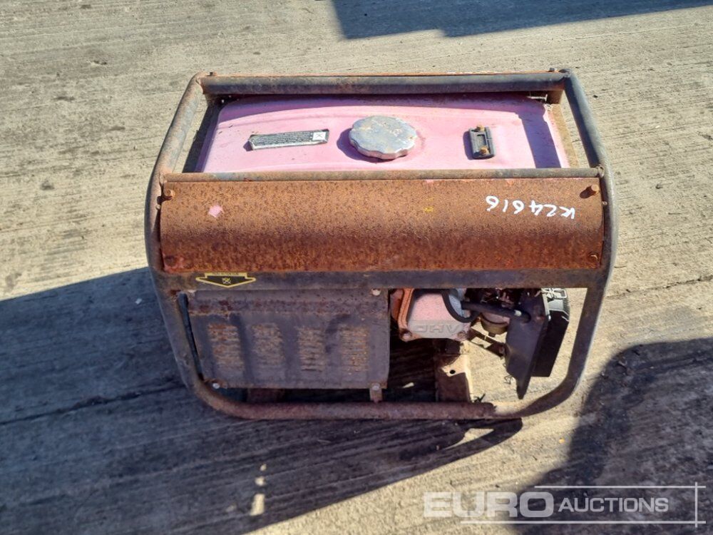 2.8kVA Generator, Prada Engine (Non Runner) - Groupe électrogène: photos 4 2.8kVA Generator, Prada Engine (Non Runner) - Groupe électrogène: photos 4