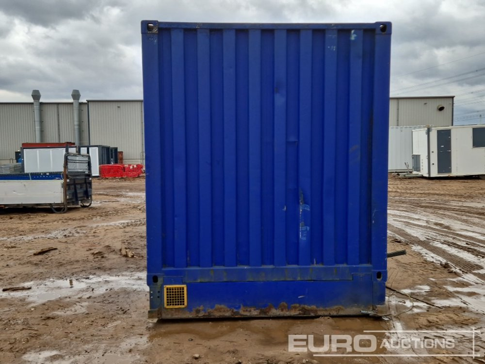 20' x 8' Toilet Block (Cannot Be Reconsigned) - Conteneur maritime: photos 3 20' x 8' Toilet Block (Cannot Be Reconsigned) - Conteneur maritime: photos 3