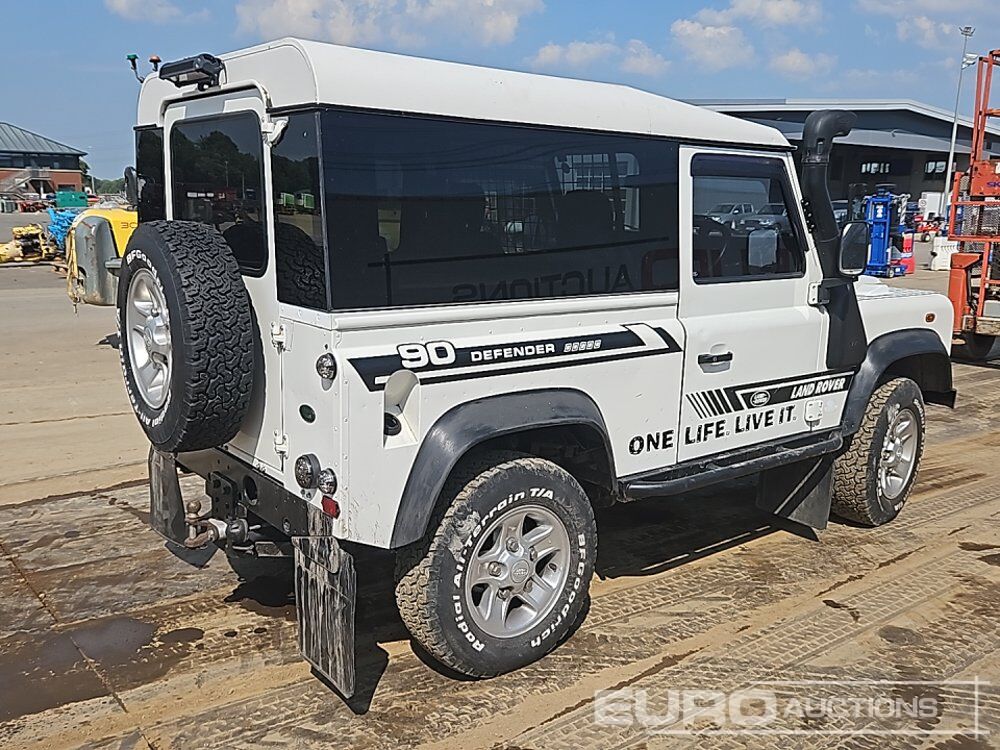 2004 Land Rover Defender 90 - SUV: photos 5 2004 Land Rover Defender 90 - SUV: photos 5