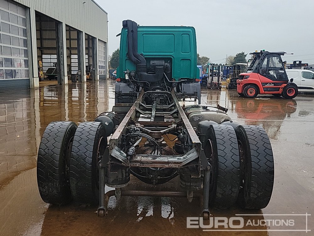 2005 DAF CF65.220 - Châssis cabine: photos 4 2005 DAF CF65.220 - Châssis cabine: photos 4