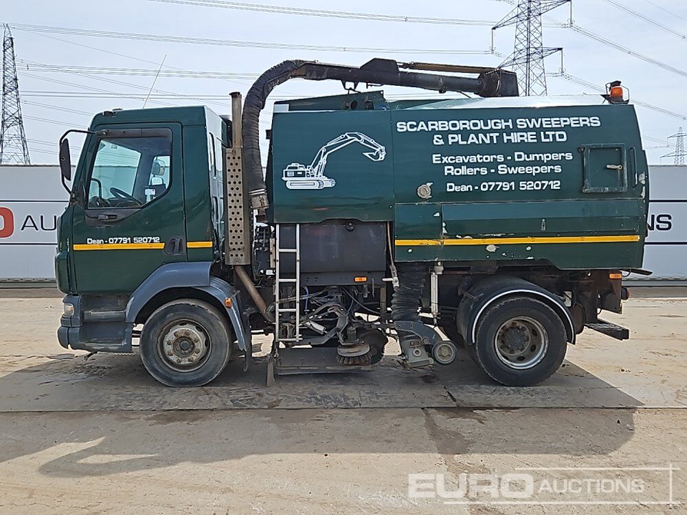 2006 DAF LF - Balayeuse de voirie: photos 2 2006 DAF LF - Balayeuse de voirie: photos 2