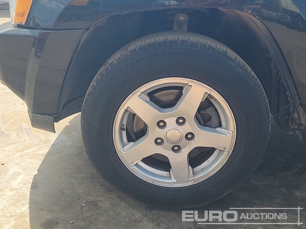 SUV 2006 Jeep Grand Cherokee: photos 9