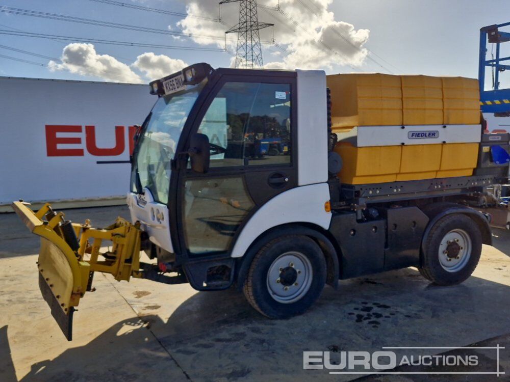 2006 Multicar 4x2 Implement Carrier, Snow Plough, Fiedler Body, Reverse Camera - Quadricycle: photos 1 2006 Multicar 4x2 Implement Carrier, Snow Plough, Fiedler Body, Reverse Camera - Quadricycle: photos 1