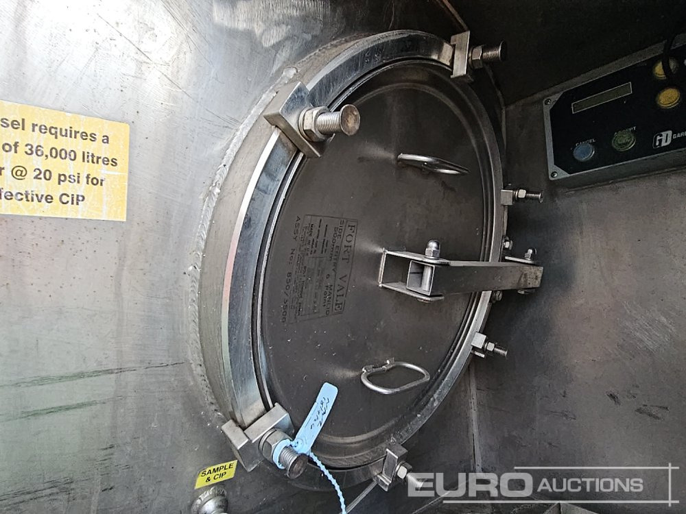 Camion citerne 2006 Scania P340: photos 20