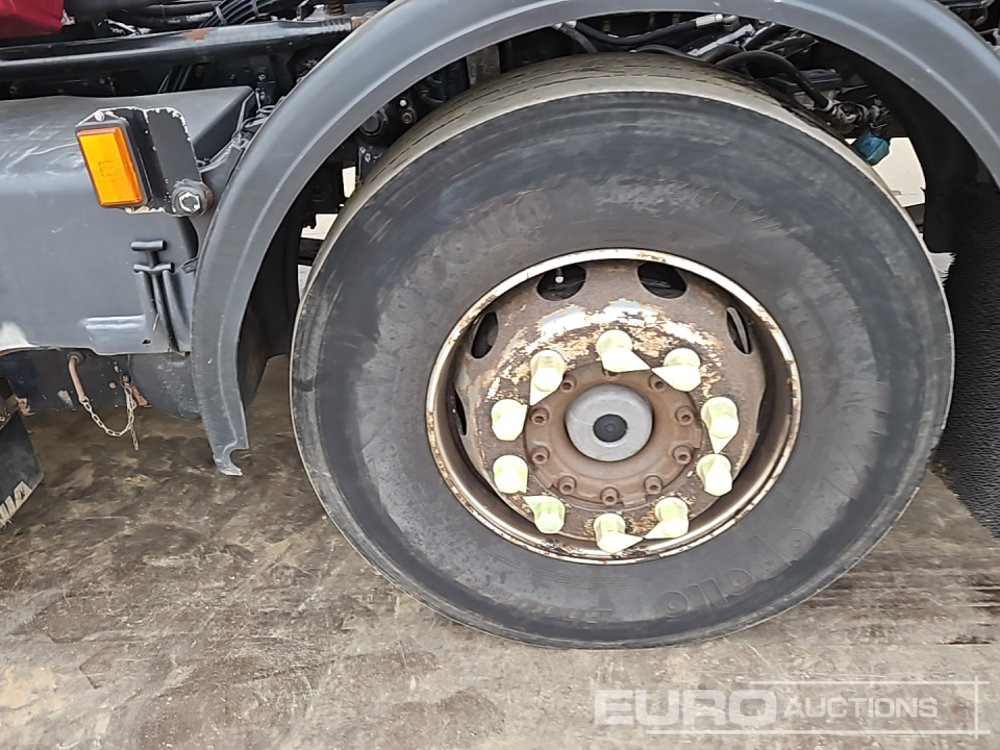 Camion citerne 2006 Scania P340: photos 10