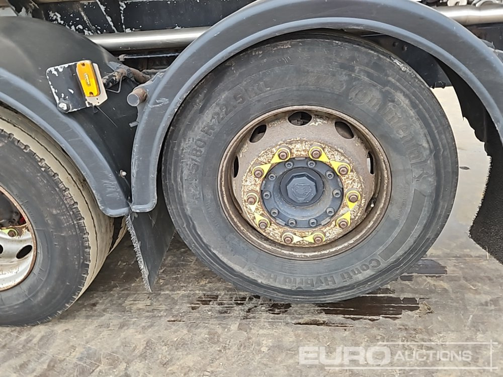 Camion citerne 2006 Scania P340: photos 12