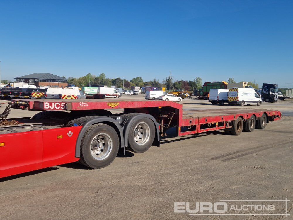 2008 Broshuis Tri Axle Extendable Step Frame Low Loader Trailer, Outriggers, Rear Steer - Semi-remorque surbaissé: photos 1 2008 Broshuis Tri Axle Extendable Step Frame Low Loader Trailer, Outriggers, Rear Steer - Semi-remorque surbaissé: photos 1
