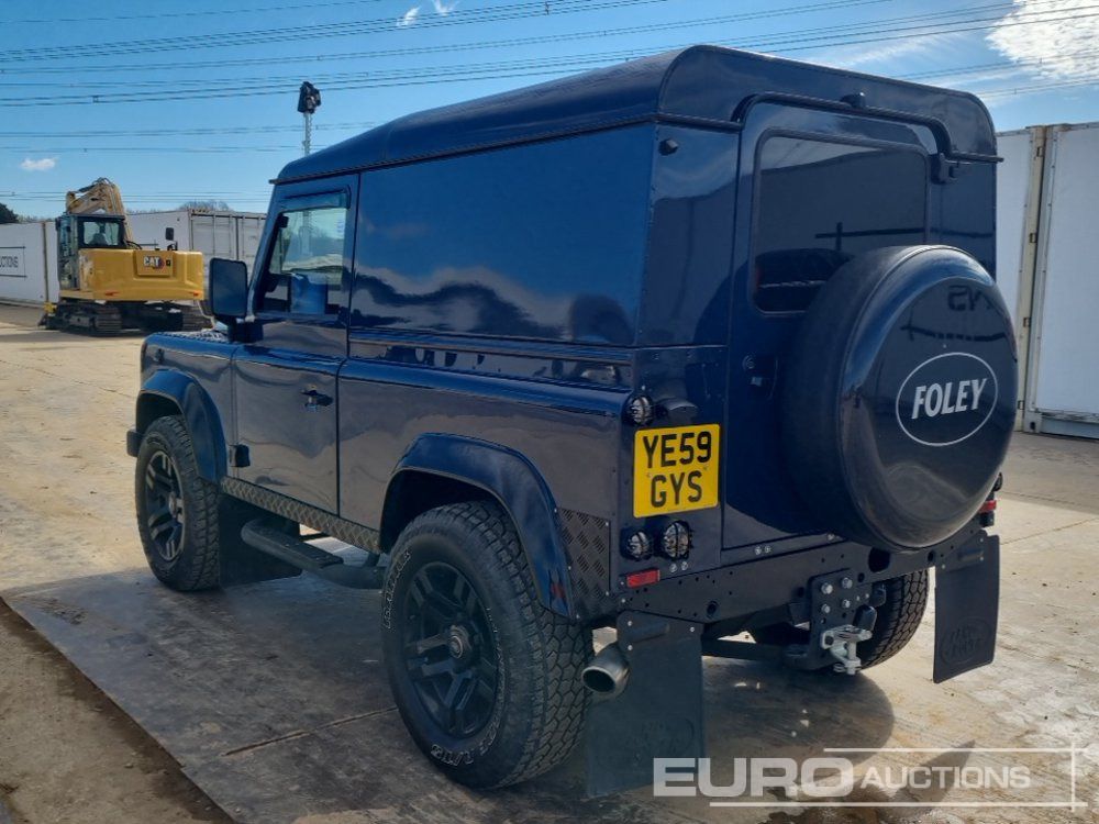 2009 Land Rover Defender - SUV: photos 3 2009 Land Rover Defender - SUV: photos 3