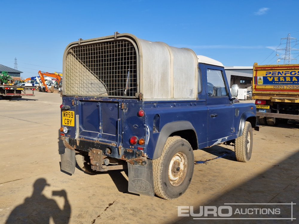 2009 Land Rover Defender - SUV: photos 5 2009 Land Rover Defender - SUV: photos 5