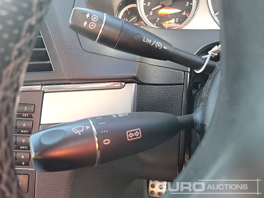 Voiture 2009 Mercedes E250: photos 35