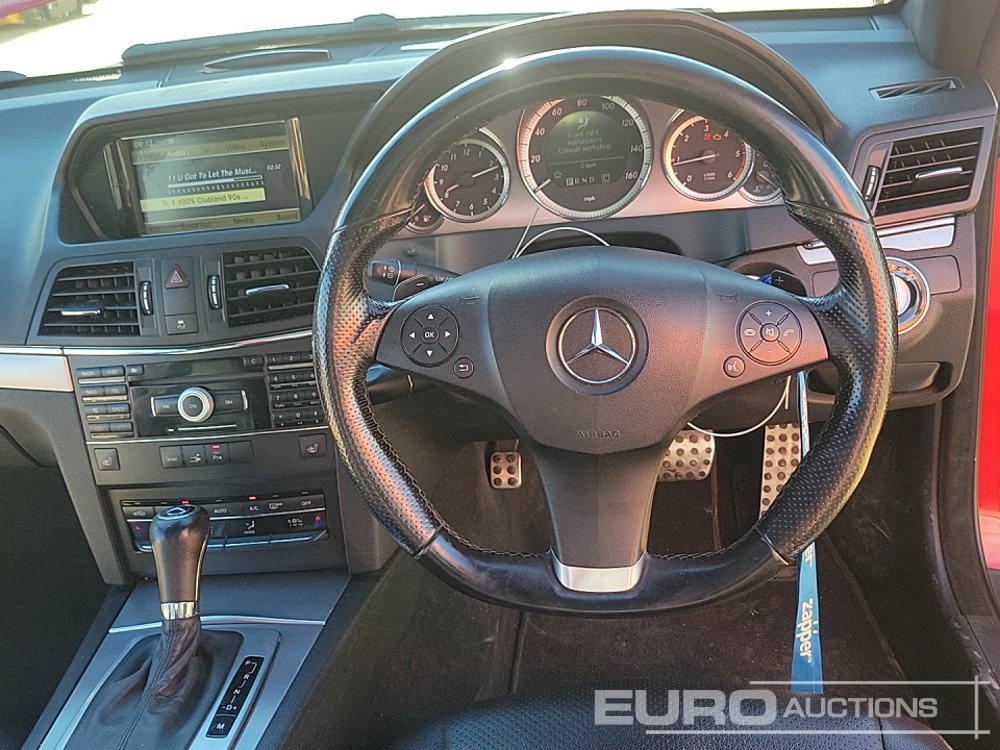 Voiture 2009 Mercedes E250: photos 27