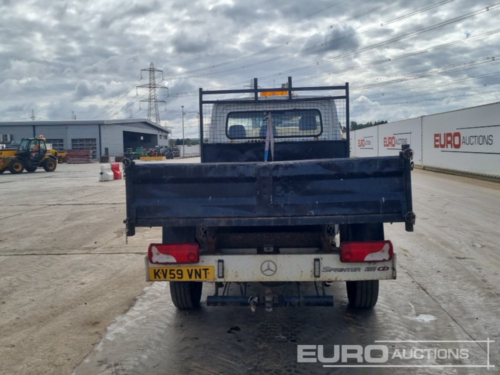 2009 Mercedes Sprinter 311 CDI - Utilitaire benne: photos 4 2009 Mercedes Sprinter 311 CDI - Utilitaire benne: photos 4