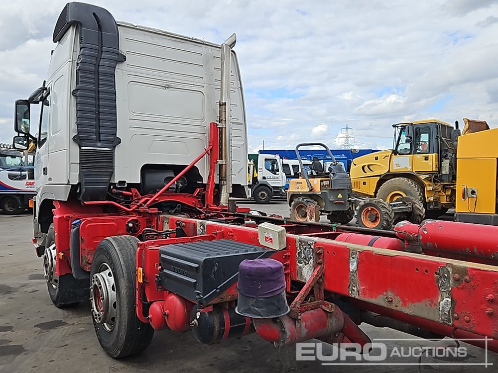 2009 Volvo 460 - Châssis cabine: photos 2 2009 Volvo 460 - Châssis cabine: photos 2