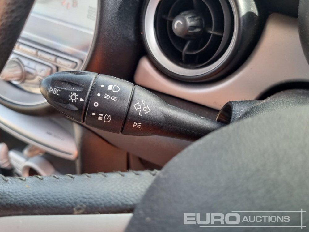 Voiture 2010 Mini ONE: photos 37 Voiture 2010 Mini ONE: photos 37