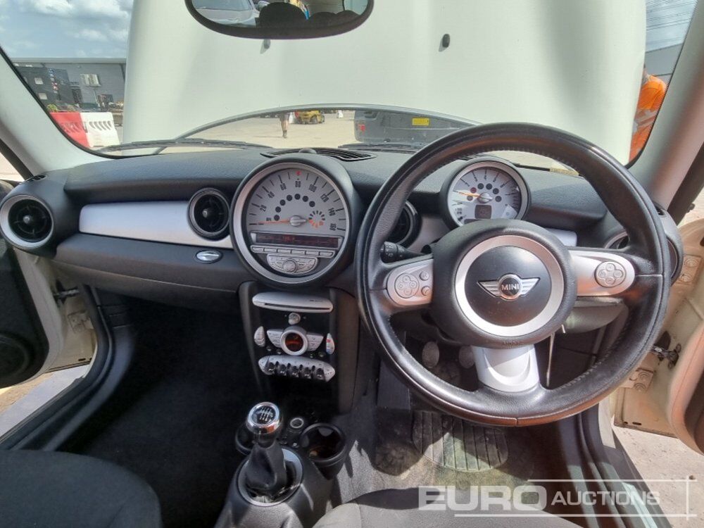 Voiture 2010 Mini ONE: photos 28 Voiture 2010 Mini ONE: photos 28