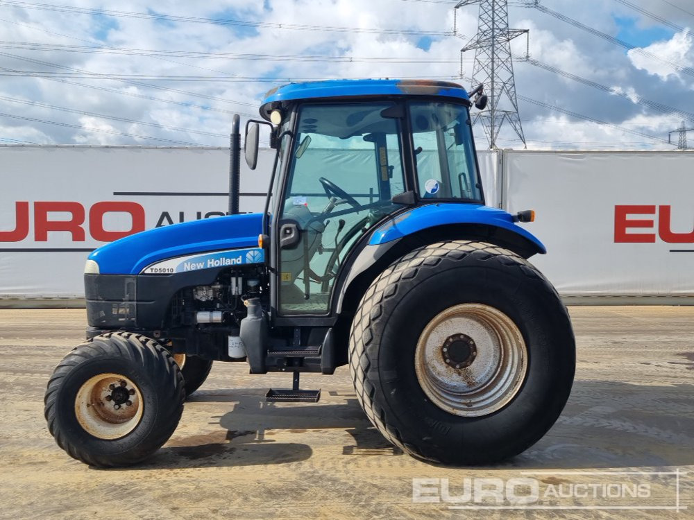 2010 New Holland TD5010 - Tracteur agricole: photos 2 2010 New Holland TD5010 - Tracteur agricole: photos 2
