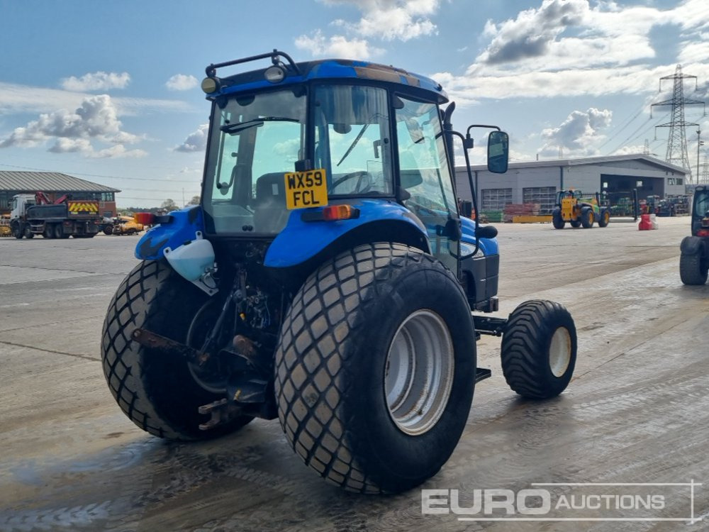 2010 New Holland TD5010 - Tracteur agricole: photos 5 2010 New Holland TD5010 - Tracteur agricole: photos 5