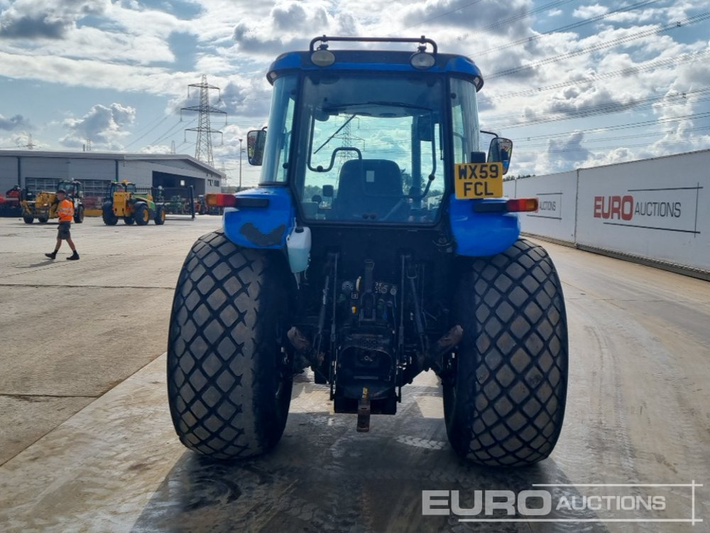 2010 New Holland TD5010 - Tracteur agricole: photos 4 2010 New Holland TD5010 - Tracteur agricole: photos 4