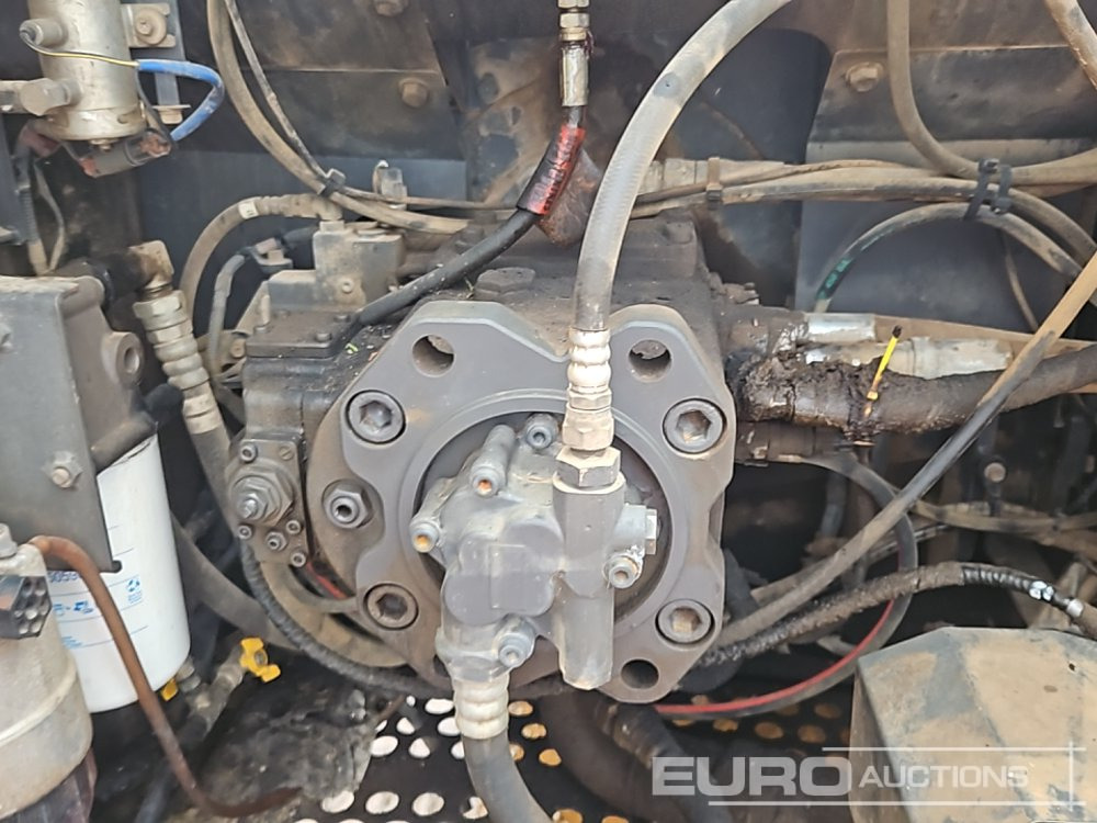 Pelle sur chenille 2011 Case CX210B: photos 26 Pelle sur chenille 2011 Case CX210B: photos 26