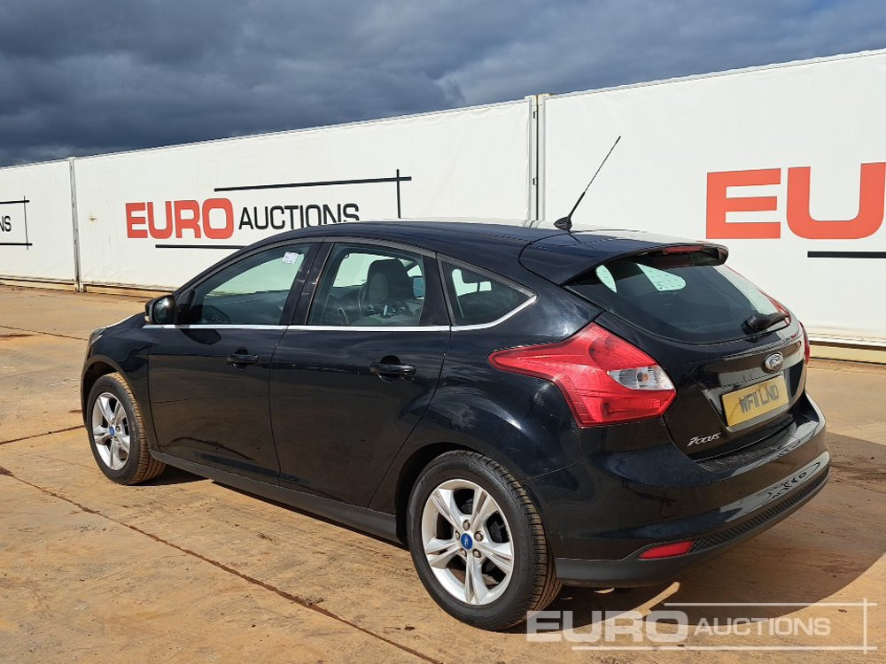 2011 Ford Focus - Voiture: photos 3 2011 Ford Focus - Voiture: photos 3