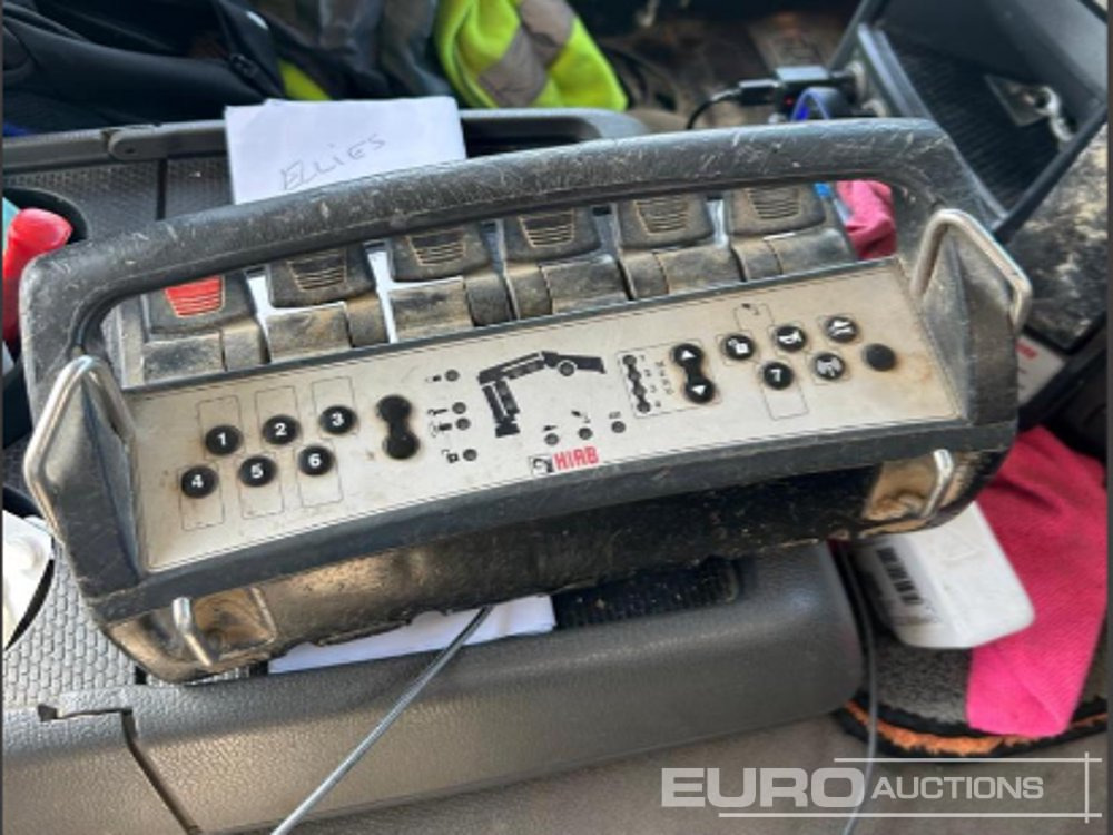 2011 Volvo FM 450 - Camion plateau: photos 3 2011 Volvo FM 450 - Camion plateau: photos 3