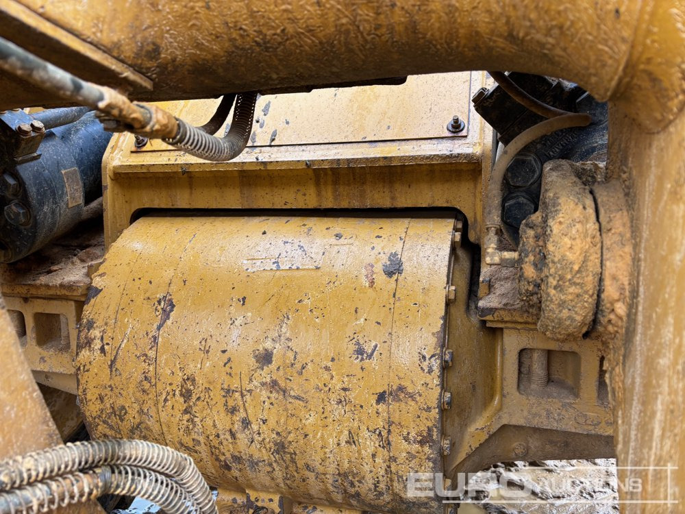 Chargeuse sur pneus 2012 CAT 966K: photos 13