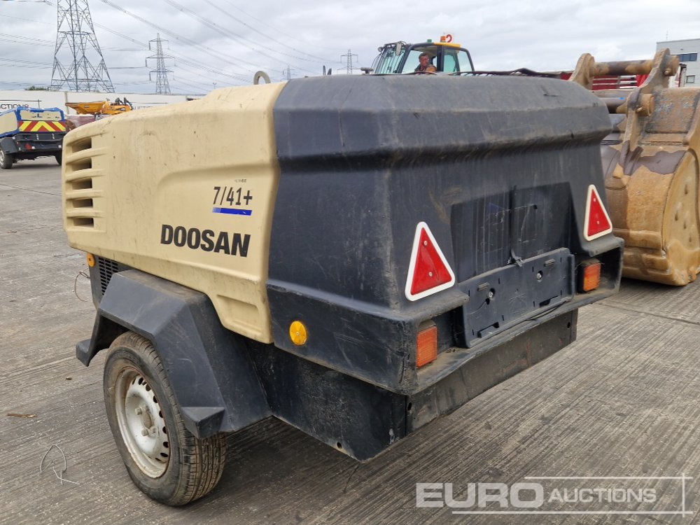 2012 Doosan 741+ - Compresseur d'air: photos 3 2012 Doosan 741+ - Compresseur d'air: photos 3
