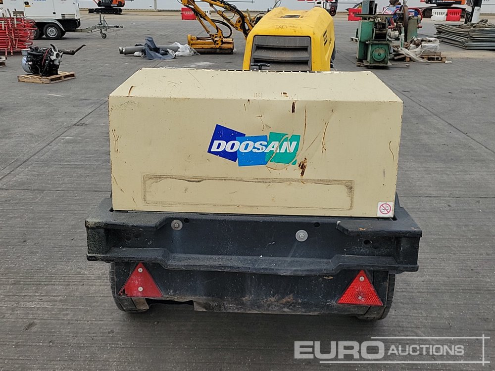2012 Doosan 741 - Compresseur d'air: photos 4 2012 Doosan 741 - Compresseur d'air: photos 4