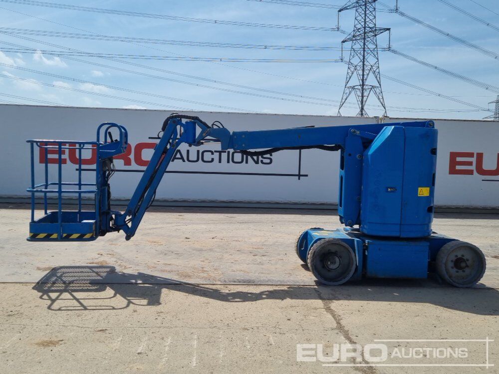 2012 Genie Z30/20N RJ - Nacelle: photos 2 2012 Genie Z30/20N RJ - Nacelle: photos 2
