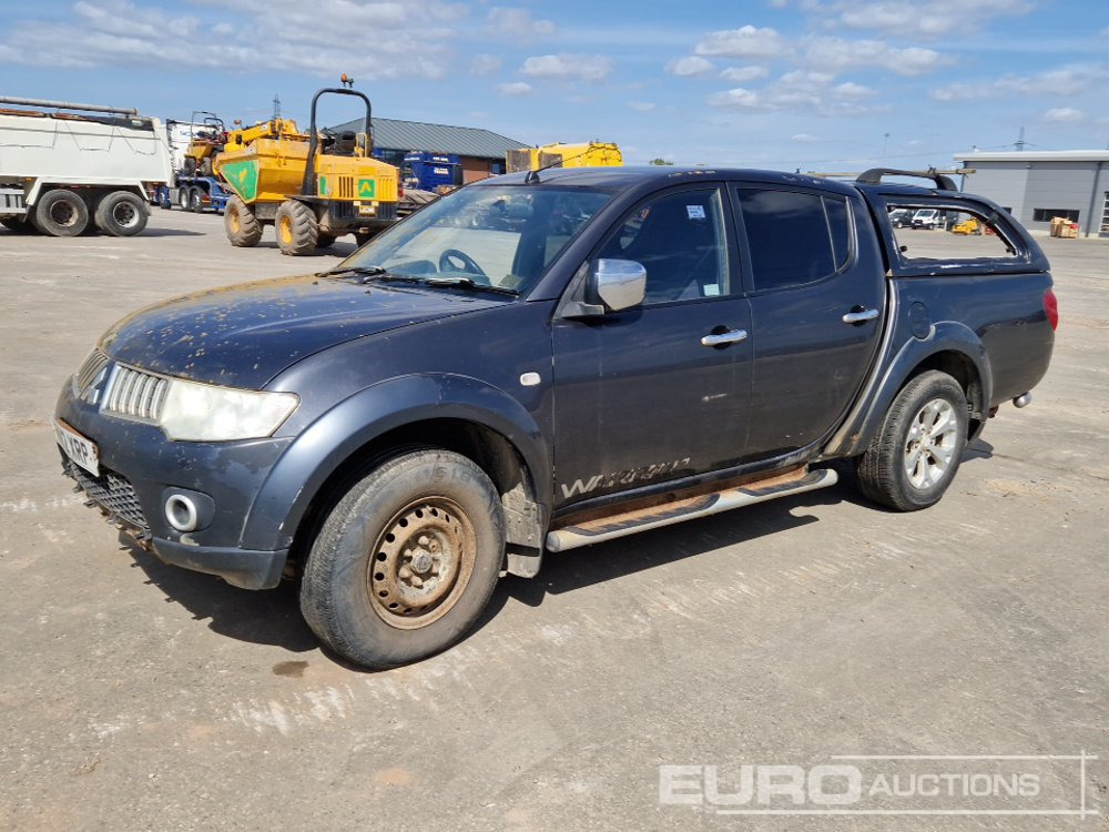 2012 Mitsubishi L200 - Pick-up: photos 1 2012 Mitsubishi L200 - Pick-up: photos 1