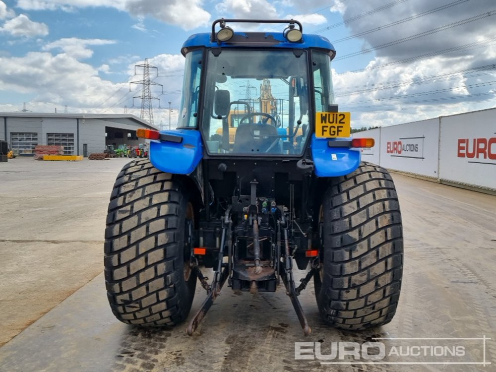 2012 New Holland TD5030 - Tracteur agricole: photos 4 2012 New Holland TD5030 - Tracteur agricole: photos 4