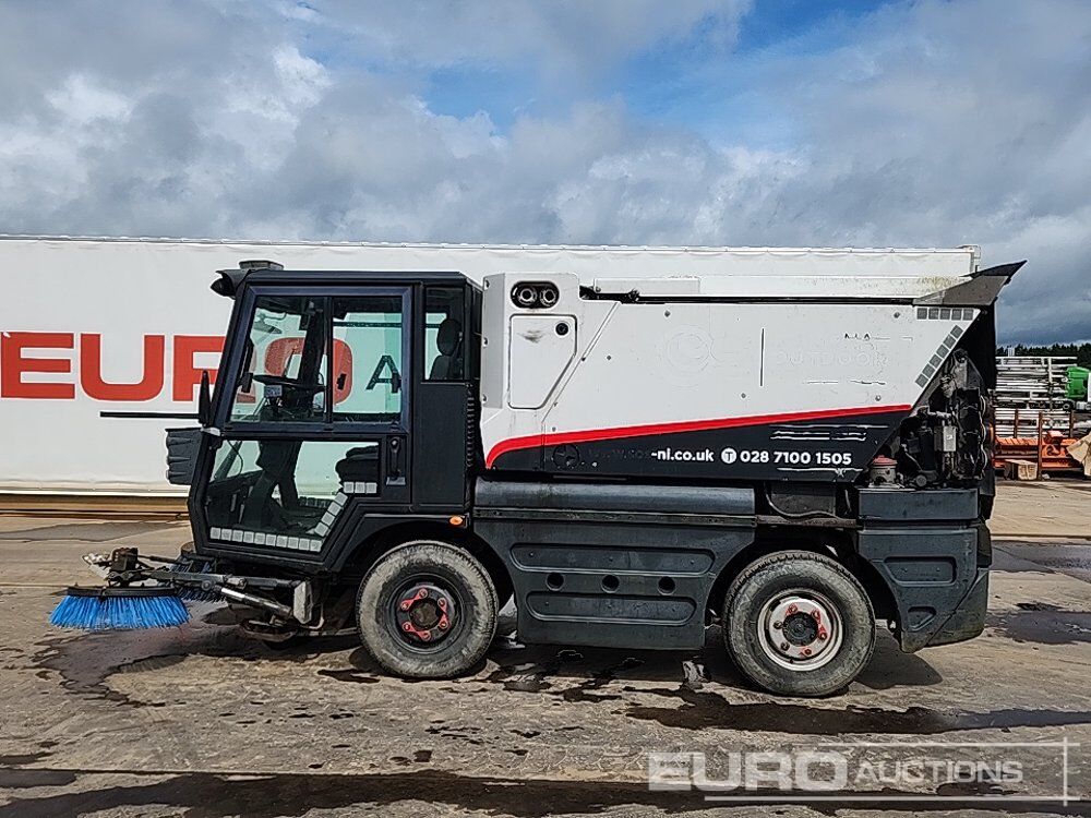 2012 Schmidt Compact 200 - Balayeuse de voirie: photos 2 2012 Schmidt Compact 200 - Balayeuse de voirie: photos 2