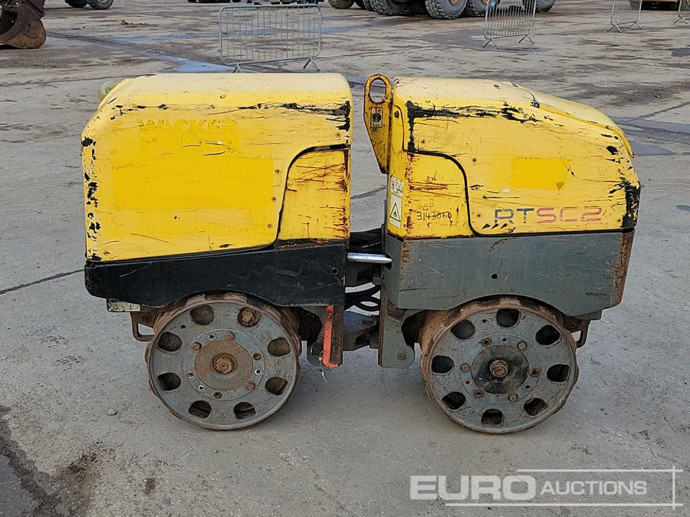 2012 Wacker Neuson RT82-SC2 - Travaux routiers: photos 2 2012 Wacker Neuson RT82-SC2 - Travaux routiers: photos 2