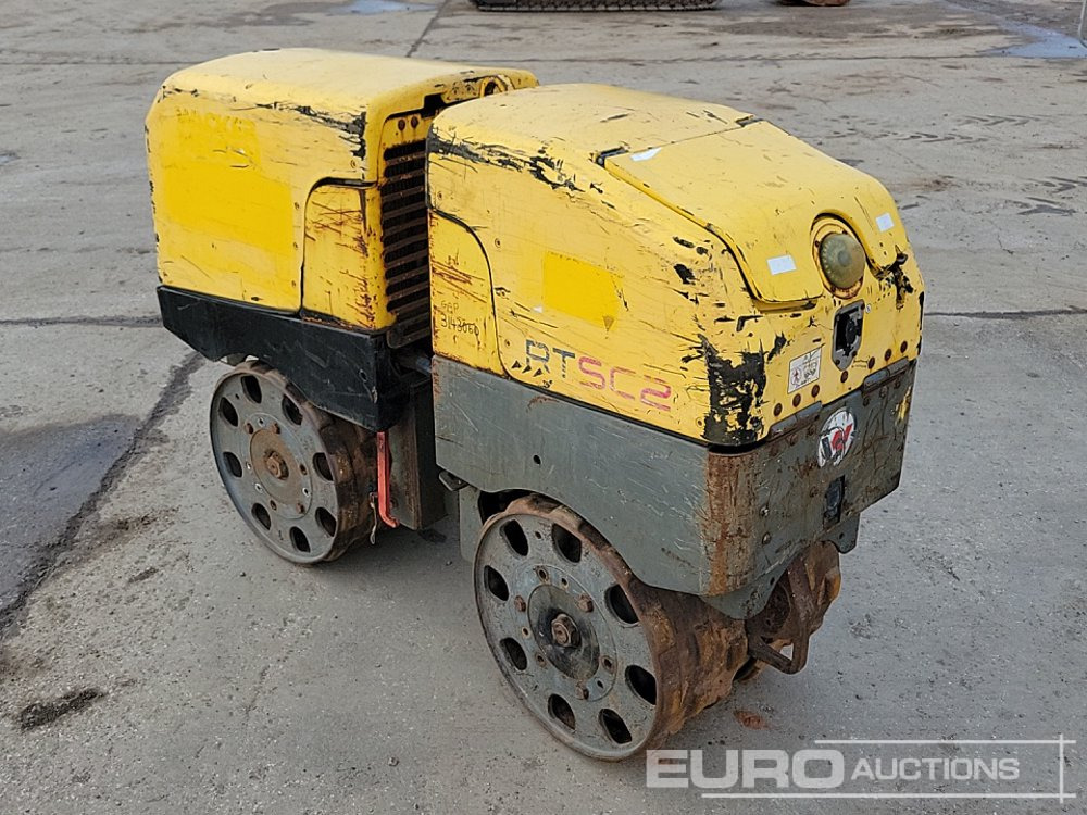 2012 Wacker Neuson RT82-SC2 - Travaux routiers: photos 3 2012 Wacker Neuson RT82-SC2 - Travaux routiers: photos 3