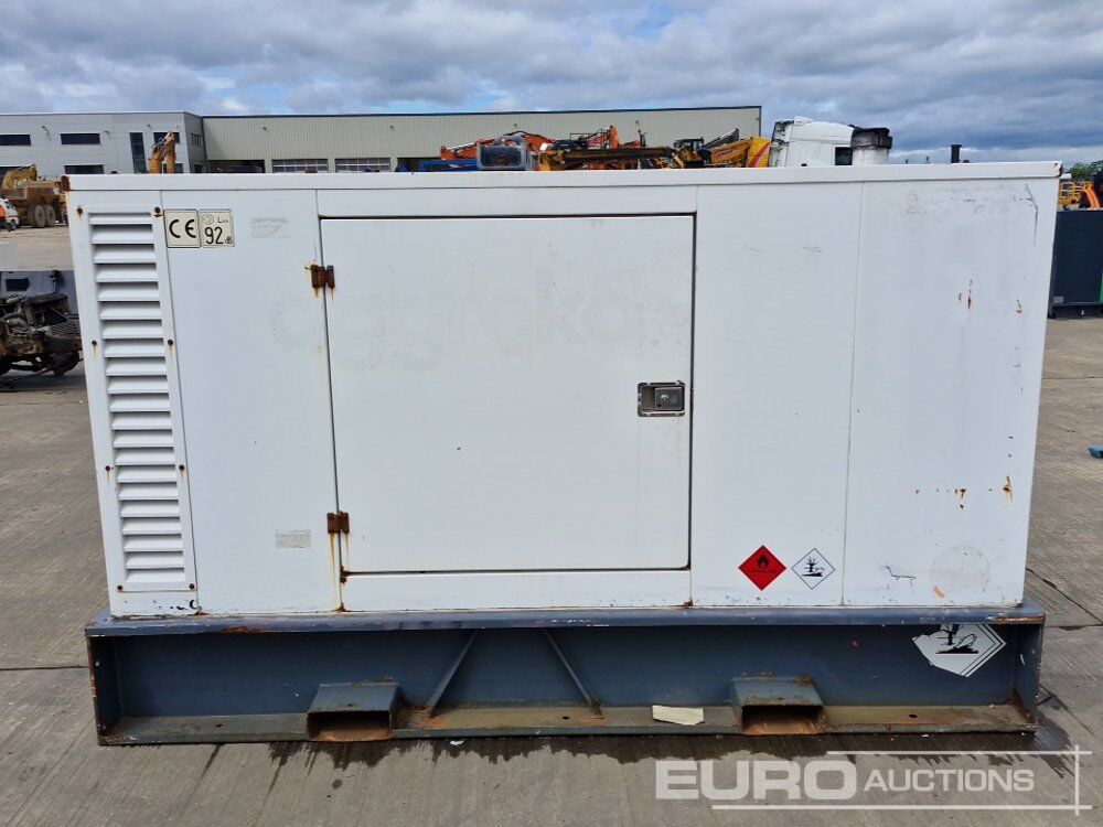 2013 60kVA Generator, FPT Engine (Panel Missing) - Groupe électrogène: photos 4 2013 60kVA Generator, FPT Engine (Panel Missing) - Groupe électrogène: photos 4
