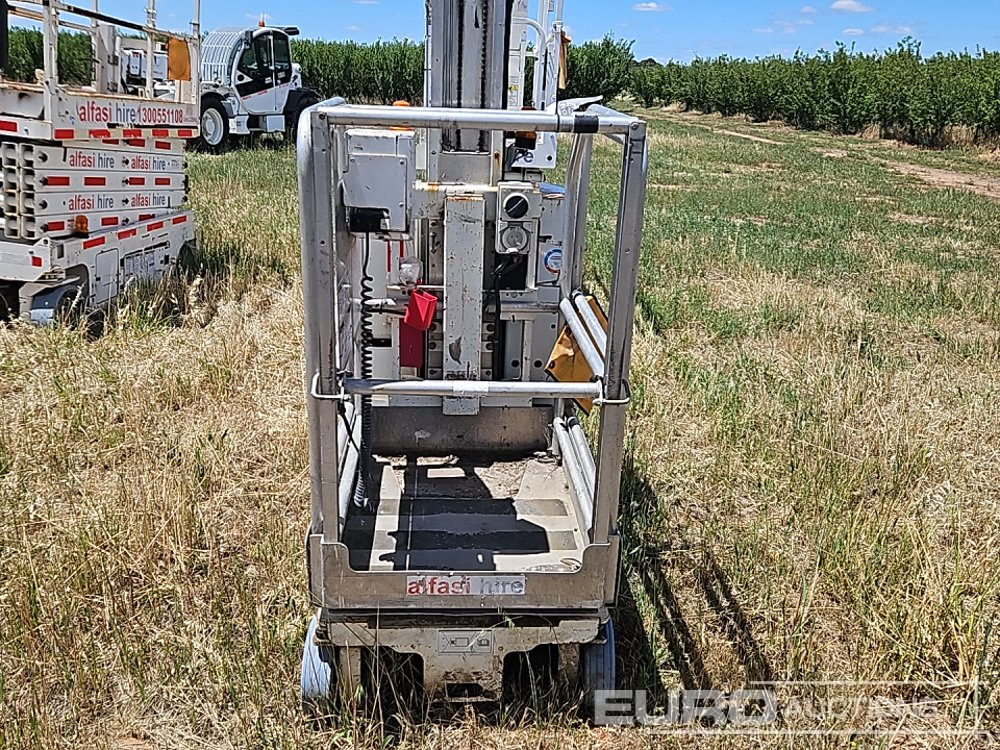 2013 Genie GR20 - Nacelle: photos 5 2013 Genie GR20 - Nacelle: photos 5