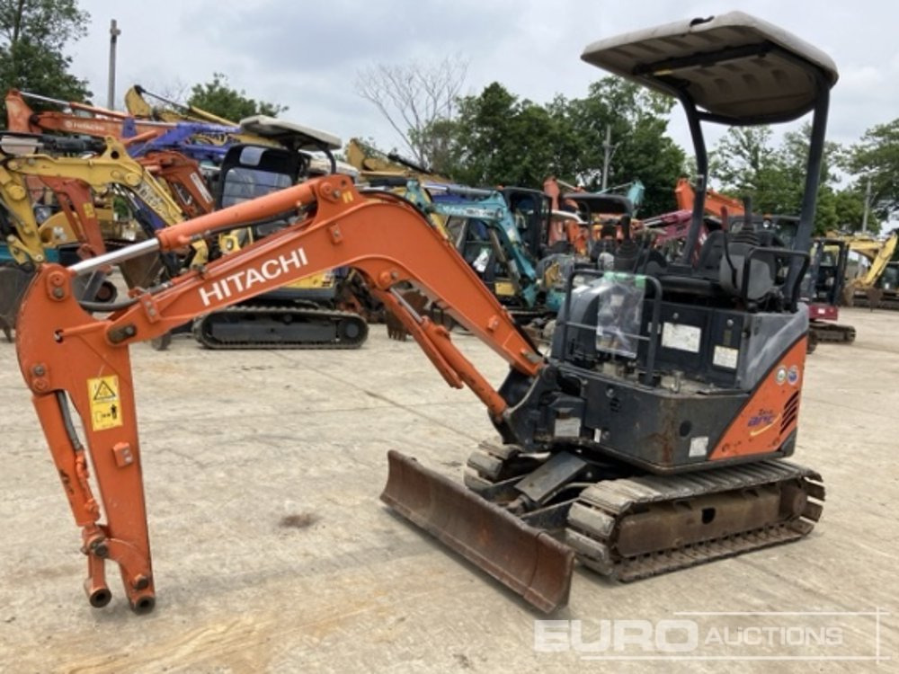 2013 Hitachi ZX17U-2 - Mini pelle: photos 1 2013 Hitachi ZX17U-2 - Mini pelle: photos 1