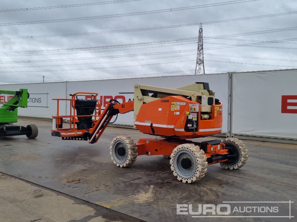 2013 JLG 340AJ - Nacelle: photos 3 2013 JLG 340AJ - Nacelle: photos 3