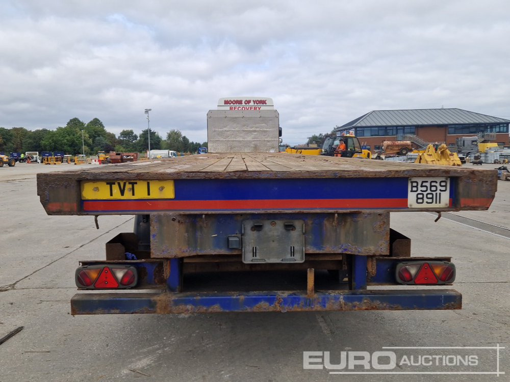 2013 SDC Trailer Tri Axle Flatbed Trailer, Twist Locks - Semi-remorque plateau: photos 4 2013 SDC Trailer Tri Axle Flatbed Trailer, Twist Locks - Semi-remorque plateau: photos 4