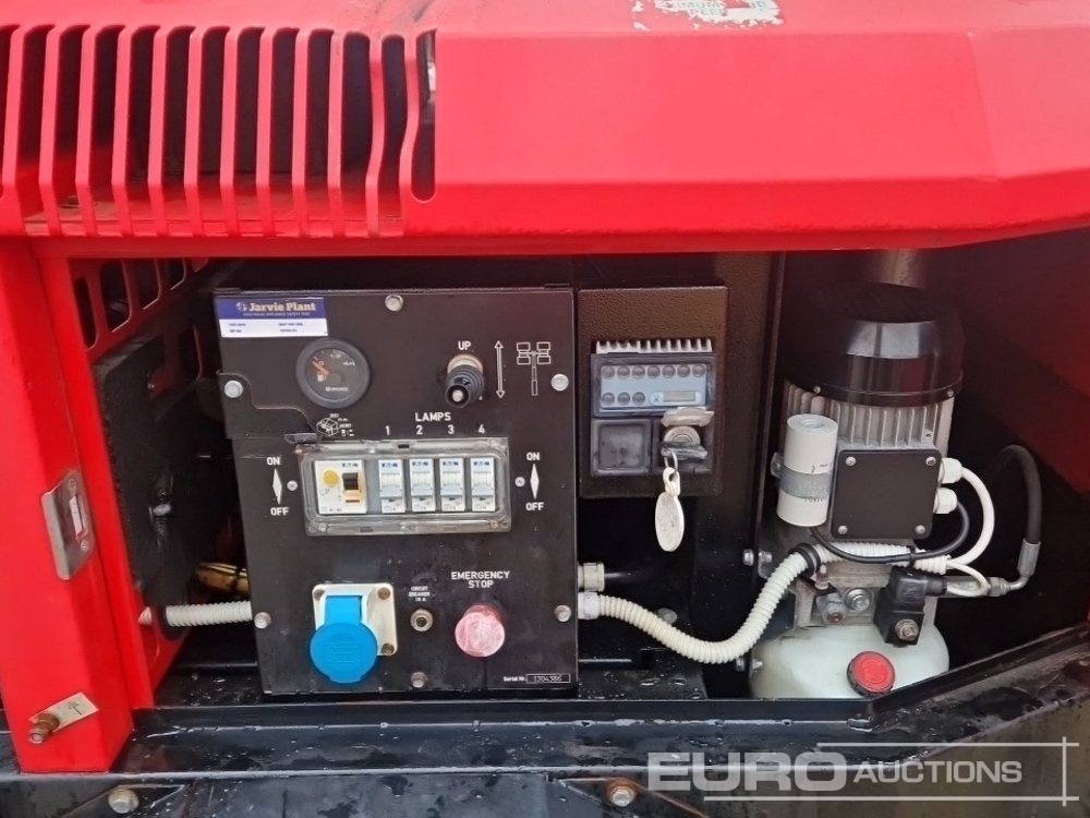 Mat d'éclairage 2013 Towerlight VB-9: photos 28 Mat d'éclairage 2013 Towerlight VB-9: photos 28